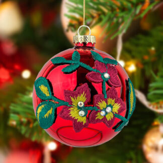Boule de Noël avec broderie branche de fleurs rouge