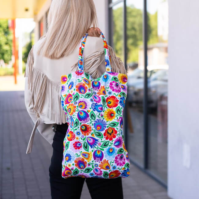 Grand sac coton Lowycz blanc sur épaule