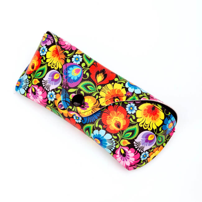 Lunettes de soleil folk Lowycz noir : vue étui