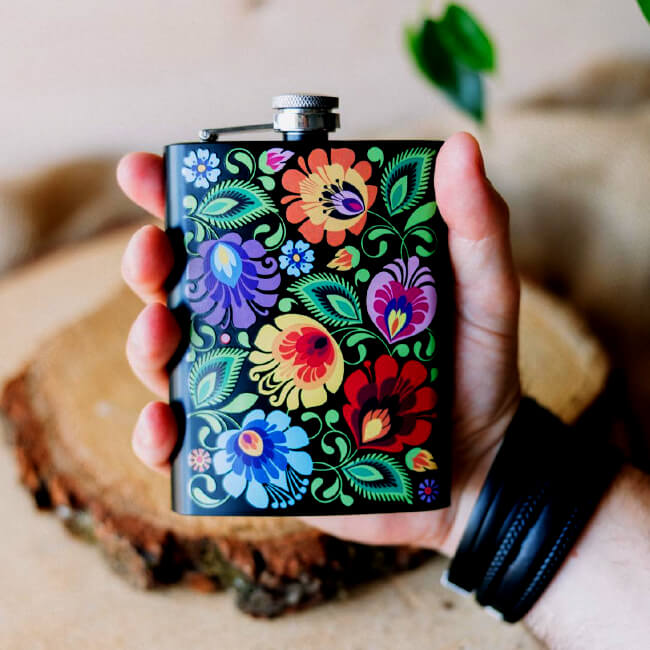 Flasque Folk Fleurs de Lowycz : vue main